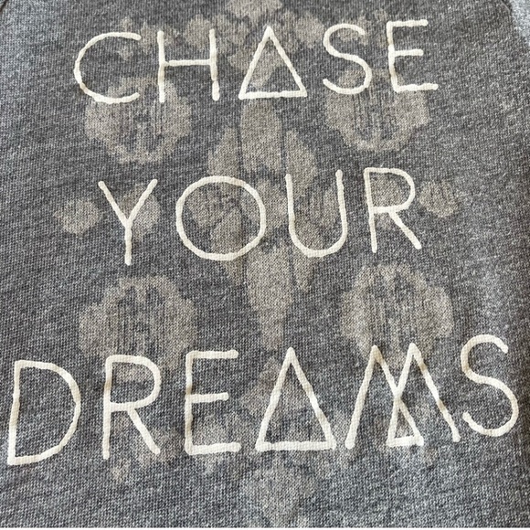 Chase Your Dreams Sweater - Picture 2 of 6